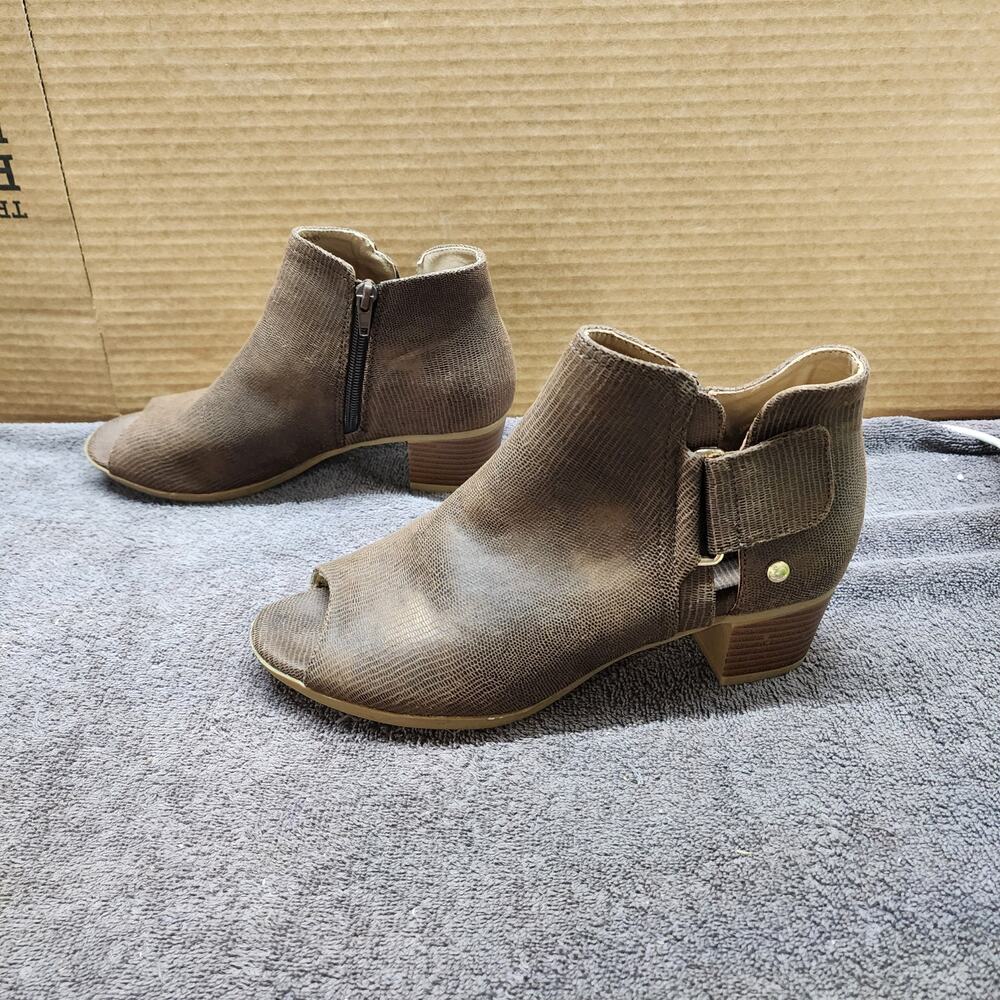 Gloria Vanderbilt brown peep toe bootie women shoe size 8 sh1